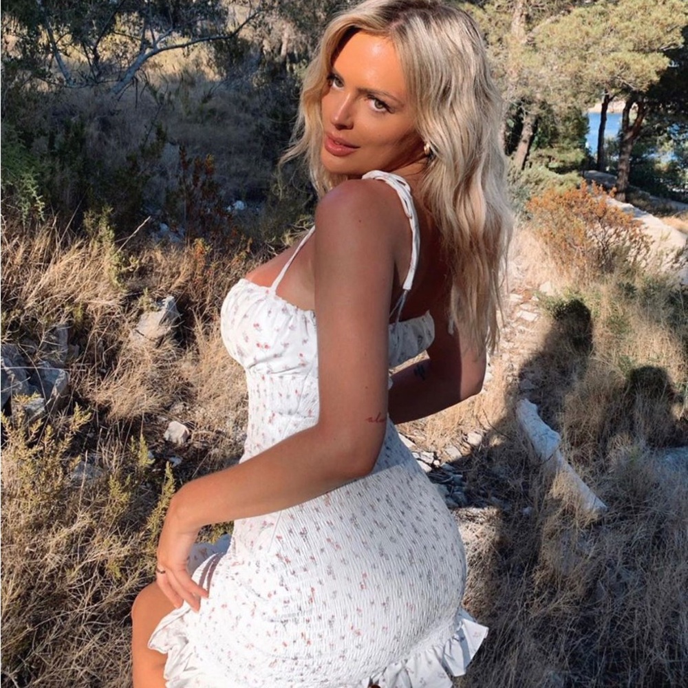 House of CB Allie white mini sun dress - Picture 2 of 7